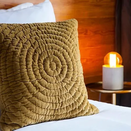 Bica Lux Secret Terrace 2-bedroom * ליסבון