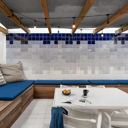 Bica Lux Secret Terrace 2-bedroom דירה ליסבון