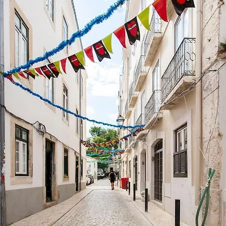 Bica Lux Secret Terrace 2-bedroom * ליסבון