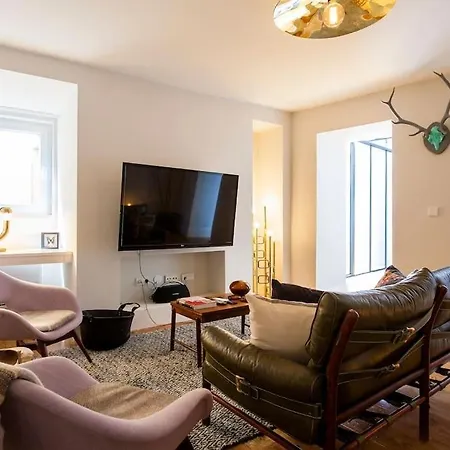 Bica Lux Secret Terrace 2-bedroom Appartement Lissabon
